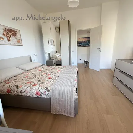 Apartment Gardenhouse Divenere