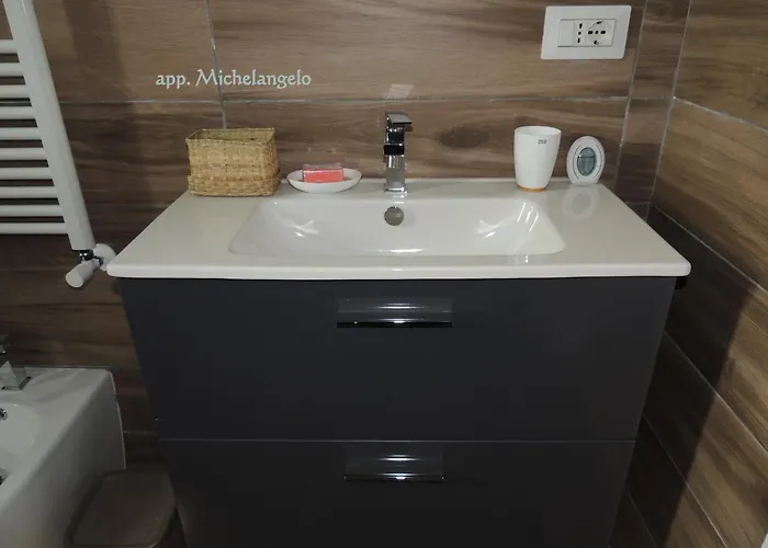 Gardenhouse Divenere * Bari